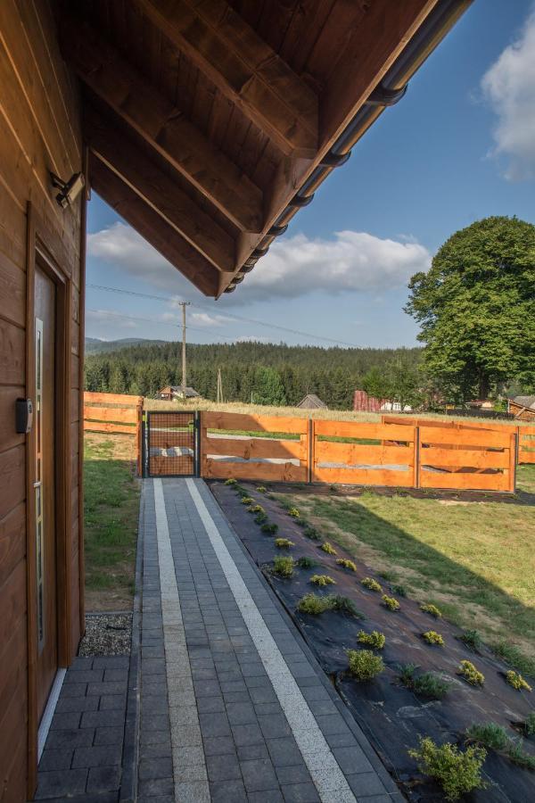 U Jana I Wita Villa Истебна Екстериор снимка