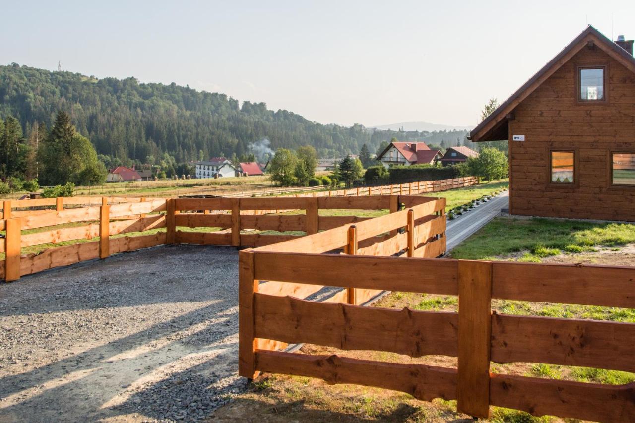 U Jana I Wita Villa Истебна Екстериор снимка