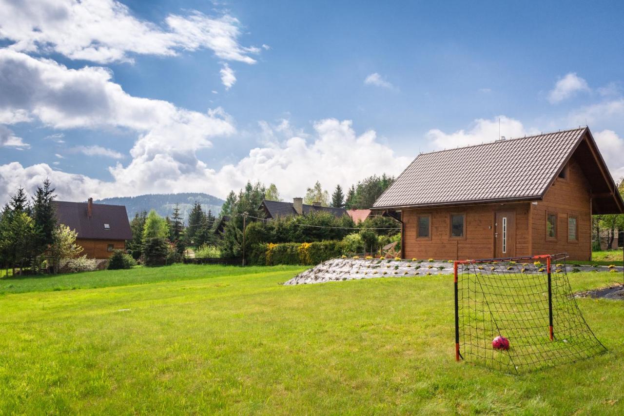 U Jana I Wita Villa Истебна Екстериор снимка